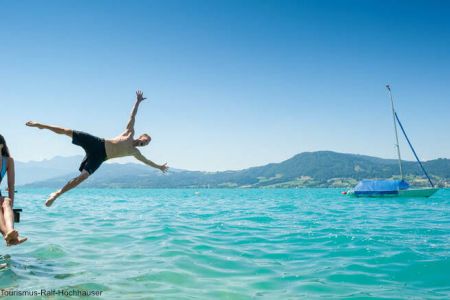 5e85fb2d67df7_td-2013-sprung-ins-wasser-ooetourismus-ralf-hochhauser.jpg