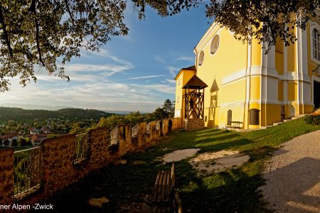 bergkirche-pitten-50360cwieneralpen-zwickl.jpg