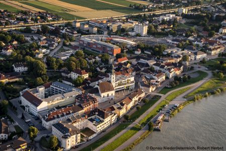 poechlarn-donau-niederoesterreich-robert-herbst.jpg