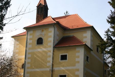 rosalienkapelle-rosaliengebirge-suedwestencsteindy.jpg