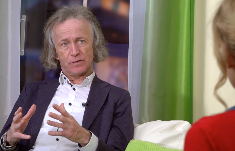 THEMA | Handyverbot - im Gespräch mit Dr. Josef Zollneritsch